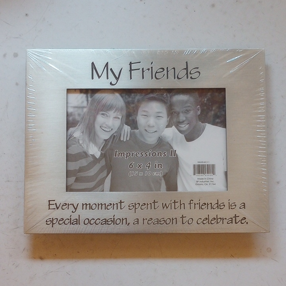 NEW Impressions II Engraved Silver "My Friends" 6 x 4 Sentimental Tabletop Frame